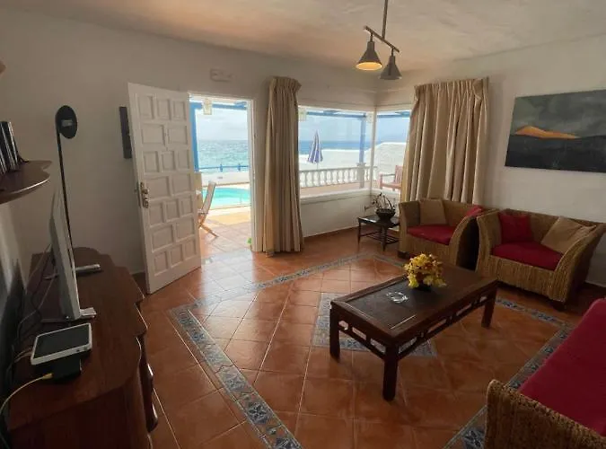 Caleton Puerto del Carmen (Lanzarote)